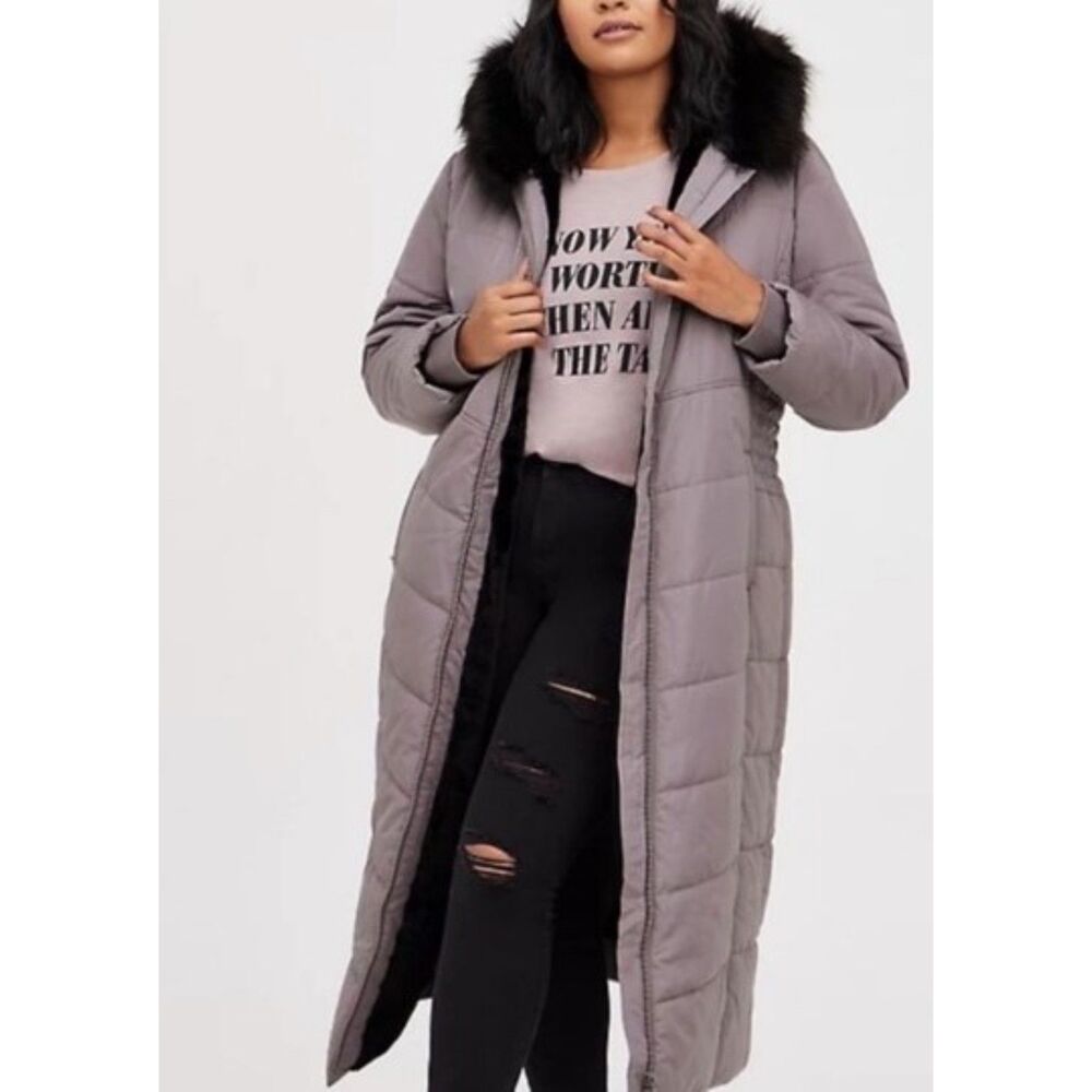 Torrid 1X Twill Gray Longline Fit & Flare Faux Fur Trim Winter Puffer Coat